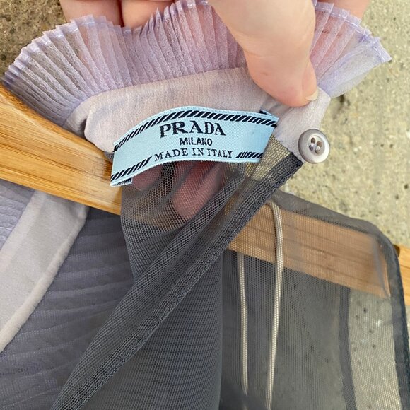 Prada silk organza sleeveless blouse with ruffles, crepe lining cami 10 - Picture 4 of 13